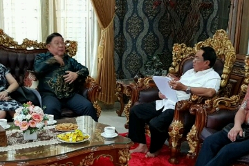 Bahas Hilirisasi Kelapa, Bupati Inhil Adakan Pertemuan Dengan Pengusaha Nasional